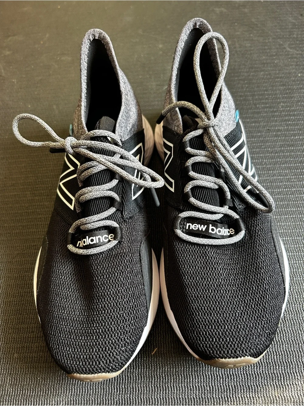 New Balance Fresh Foam Roav Women’s size  8 Black Gray Running Shoes